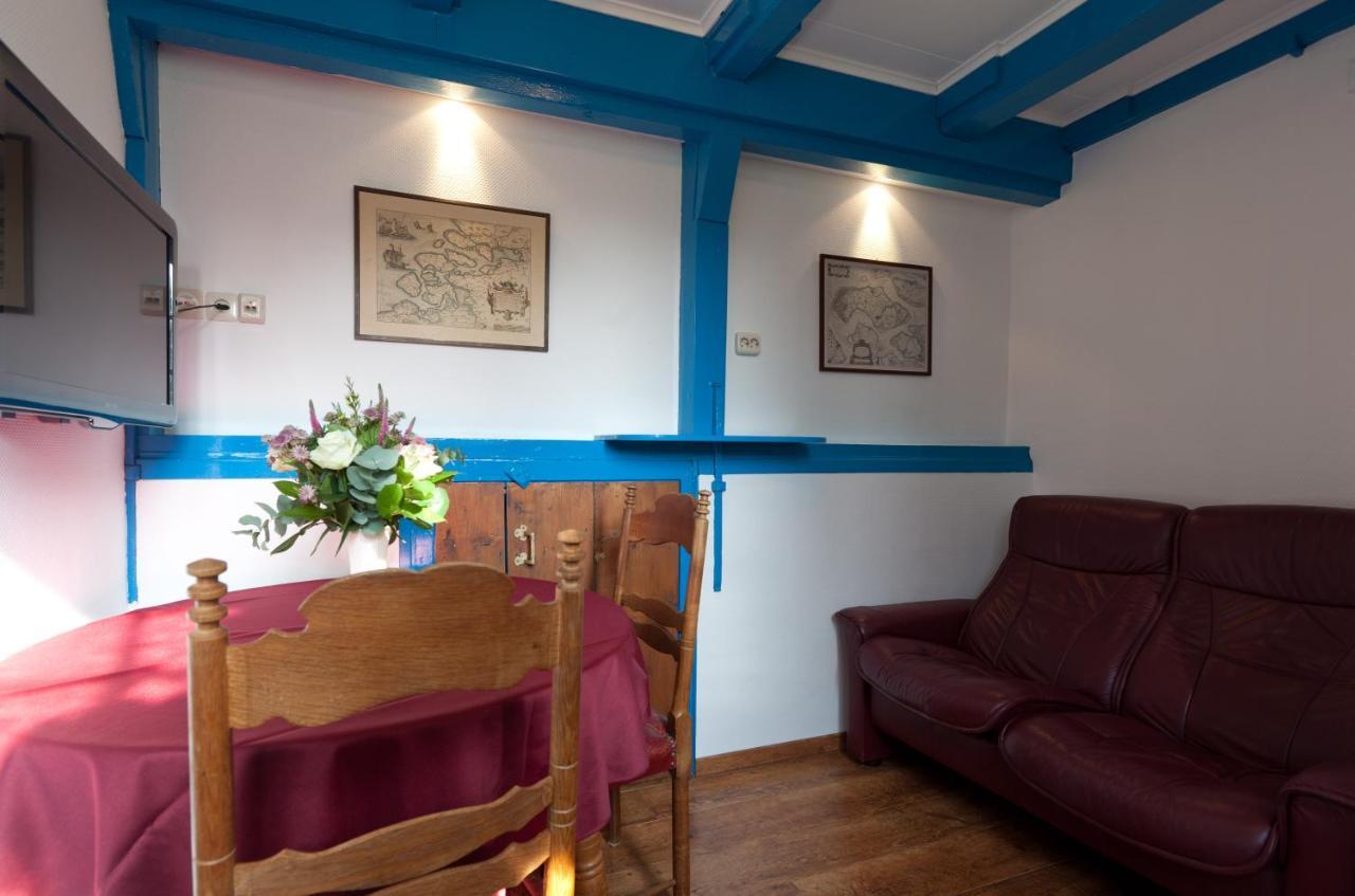Hotel Pension 'T Huys Grol Renesse Rum bild